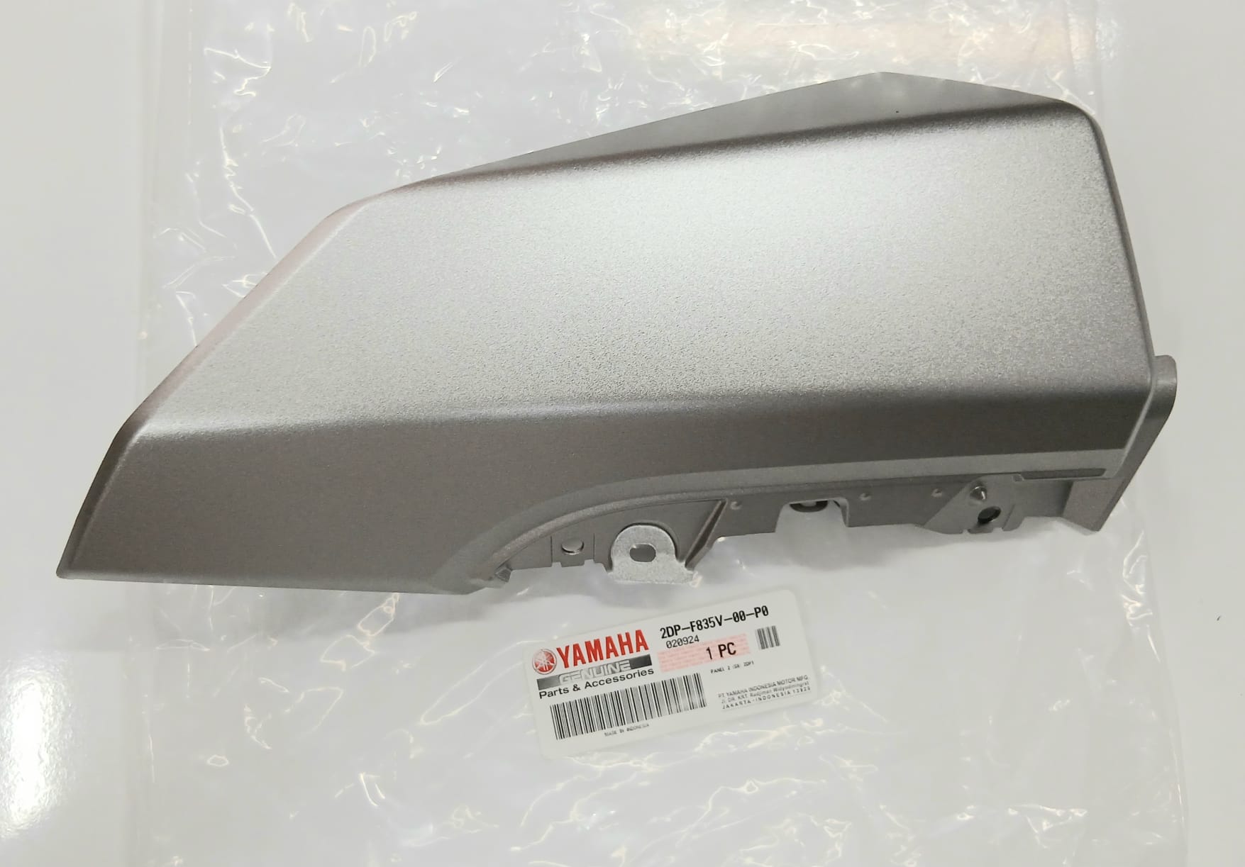 SAĞ SİNYAL ÜSTÜ KAPAK / YAMAHA / N-MAX / 155cc / RENK İSE KONTROL EDİLECEK / 2015-2016-2017-2018-2019-2020-2021-2022-2023-2024