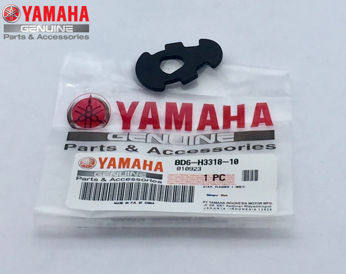 SİNYAL TUTUCU PLASTİK YAMAHA YZF R25 250cc 2019-2020