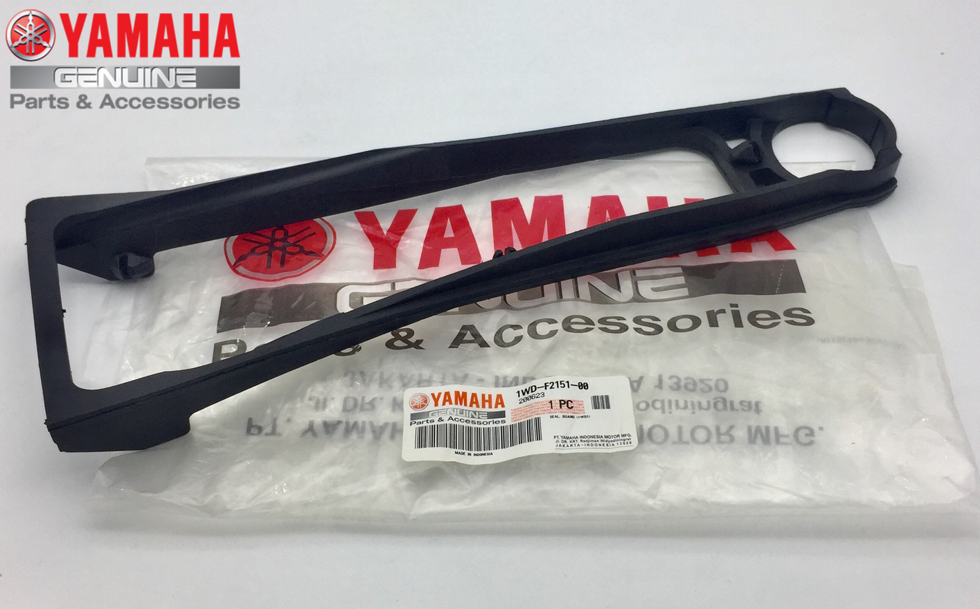 ZİNCİR KORUYUCU LASTİK YAMAHA YZF R25 250cc 2014-2024
